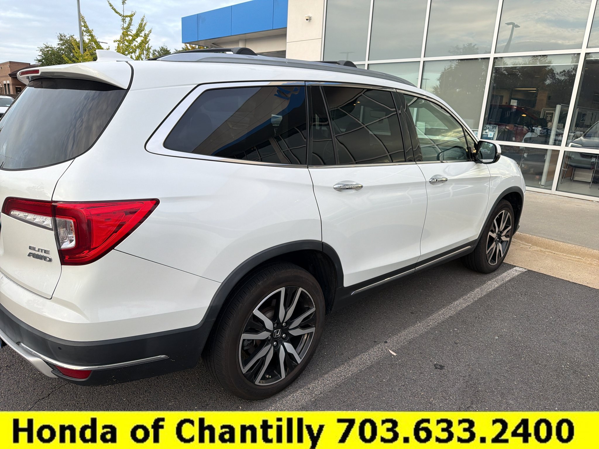 Certified 2020 Honda Pilot Elite image 2