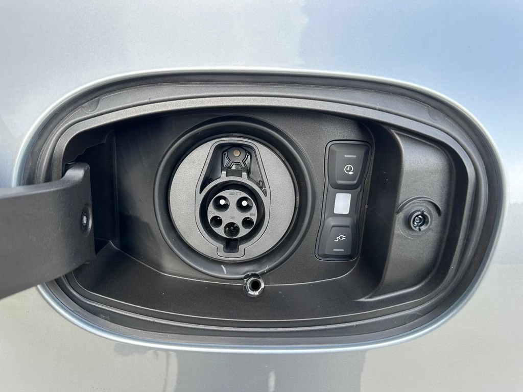 Used 2026 Porsche Cayenne E-Hybrid AWD/4WD image 45