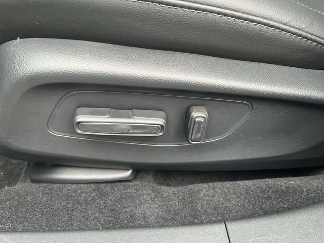 New 2026 Honda HR-V EX-L image 16