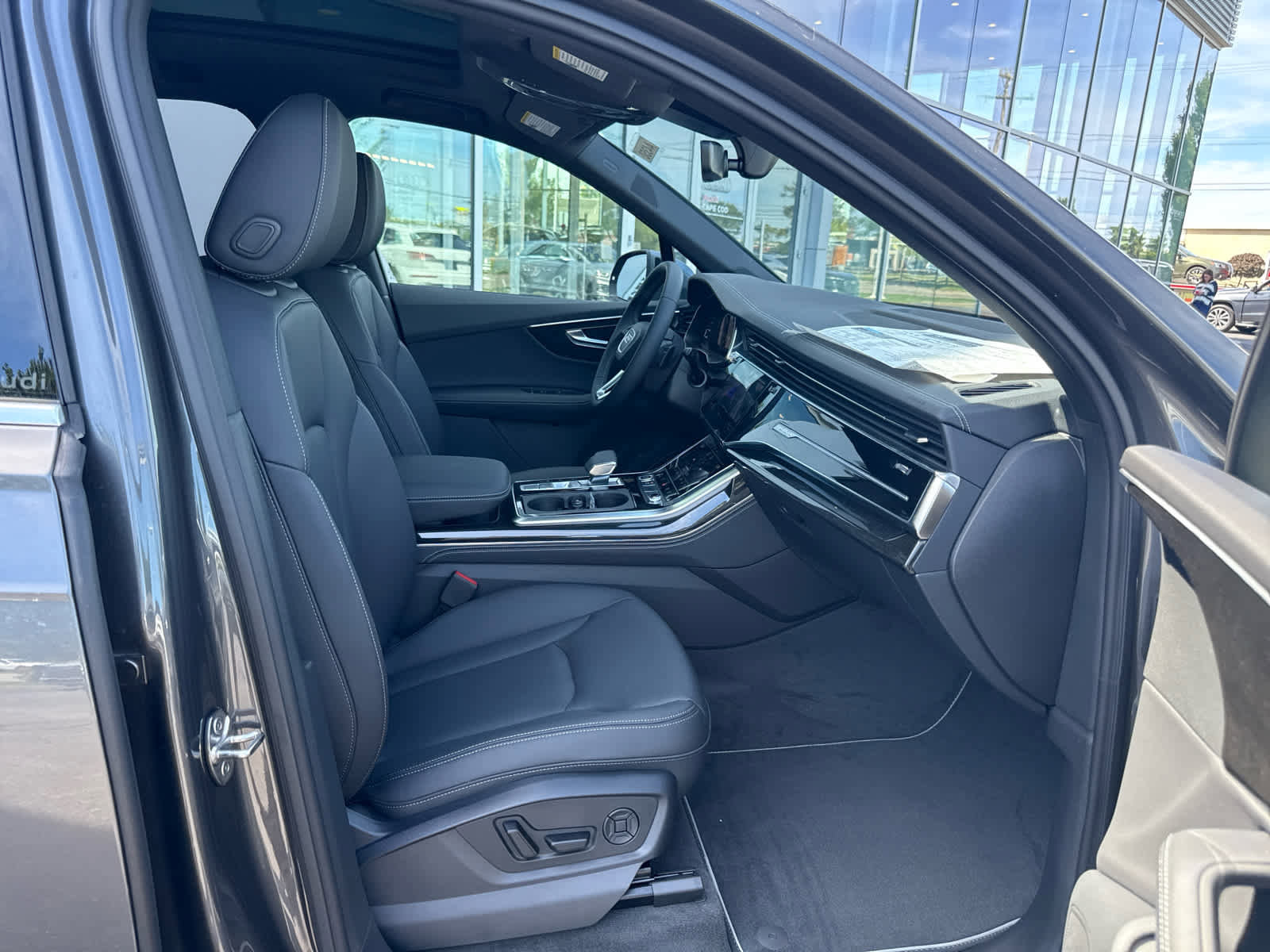 New 2025 Audi Q7 3.0T Premium Plus image 36