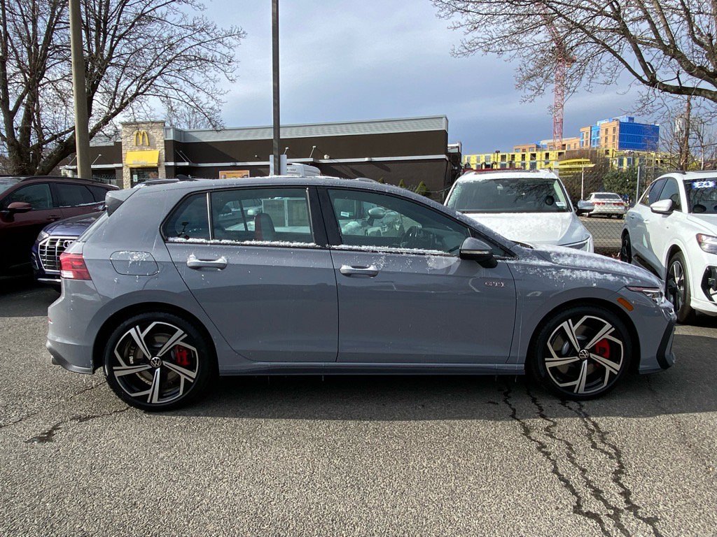 Certified 2025 Volkswagen GTI SE image 2
