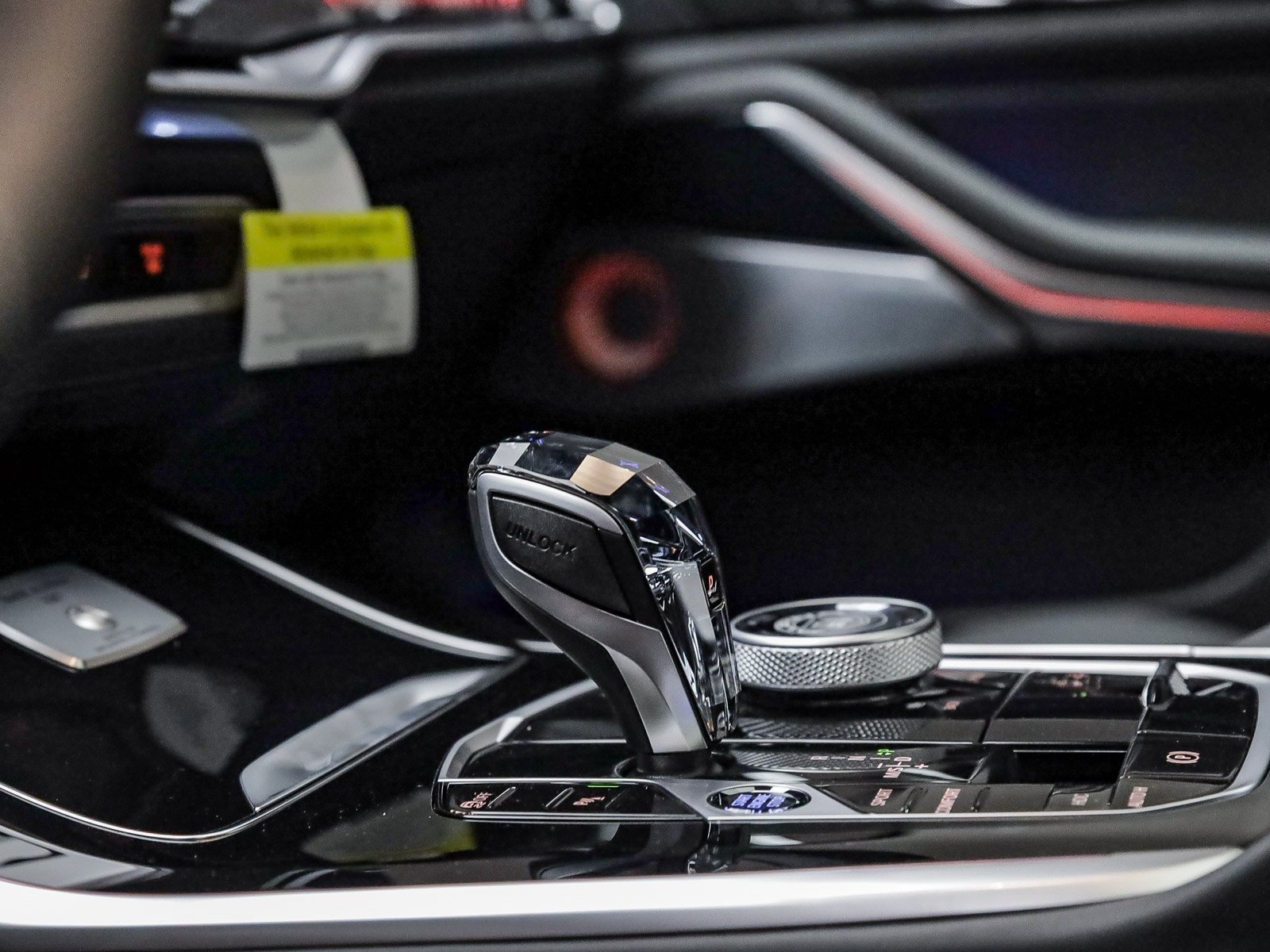 New 2026 BMW ALPINA XB7 image 25
