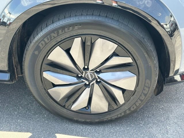 Used 2024 Nissan Ariya AWD image 14