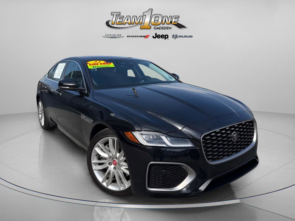 Used 2022 Jaguar XF SE image 1