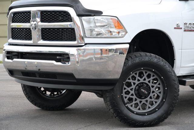 Used 2018 RAM 2500 Tradesman w/ Chrome Appearance Group AWD/4WD image 8
