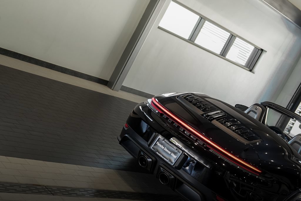 New 2026 Porsche 911 Carrera 4 GTS AWD/4WD image 9