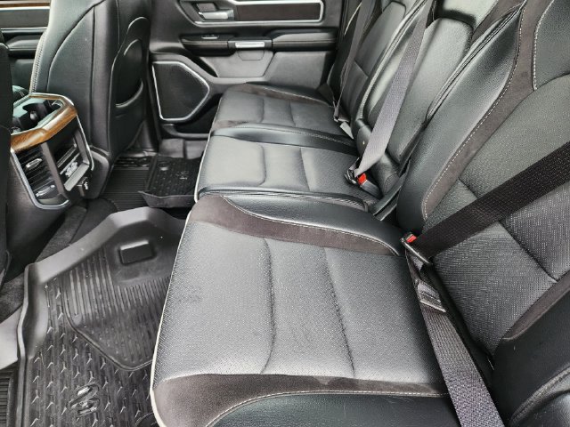Used 2021 RAM 1500 Laramie AWD/4WD image 31