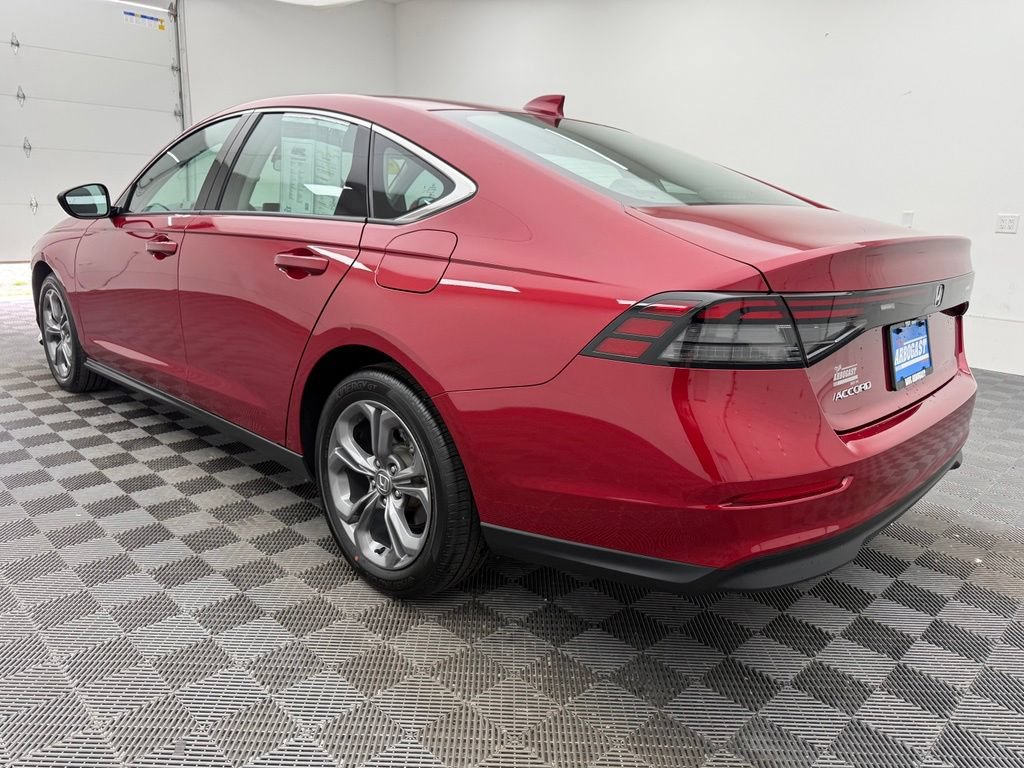 Used 2024 Honda Accord EX image 11
