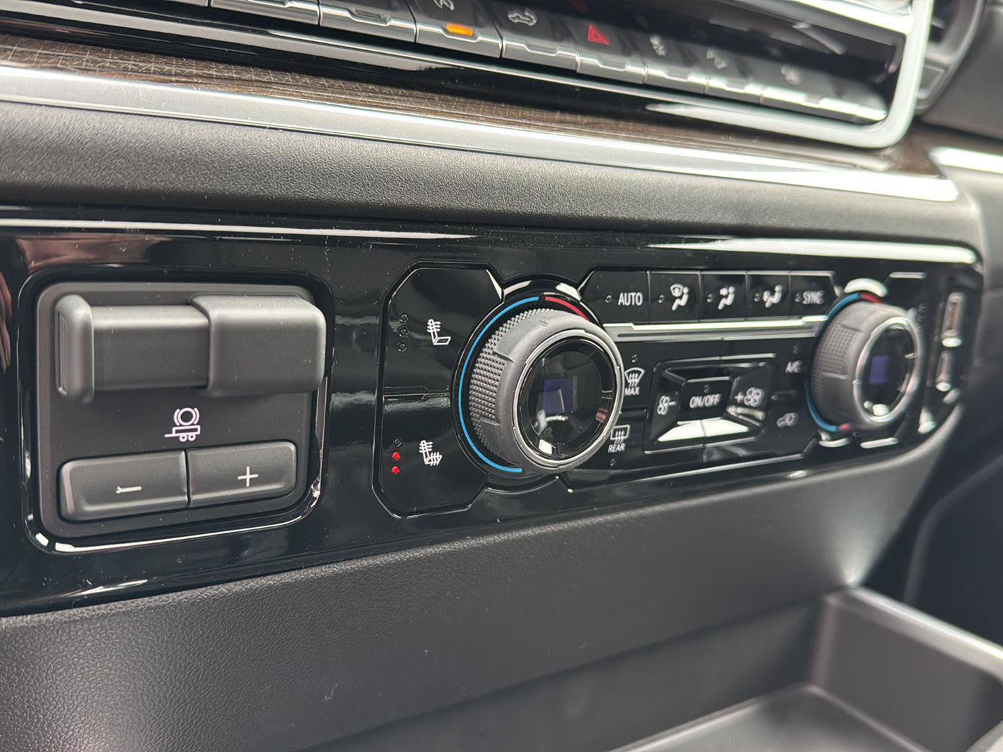 New 2026 Chevrolet Silverado 1500 RST image 26