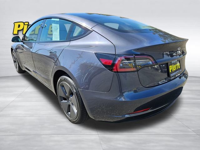 Used 2023 Tesla Model 3 Standard Range image 3