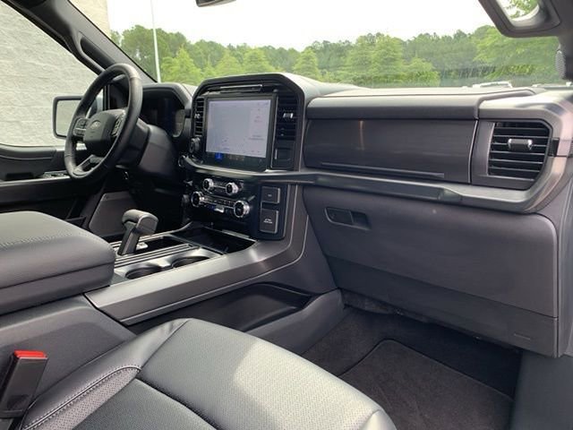 Used 2024 Ford F150 Lariat image 39
