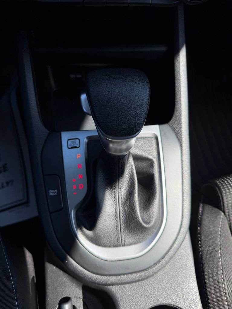 Used 2019 Kia Forte LXS FWD image 27