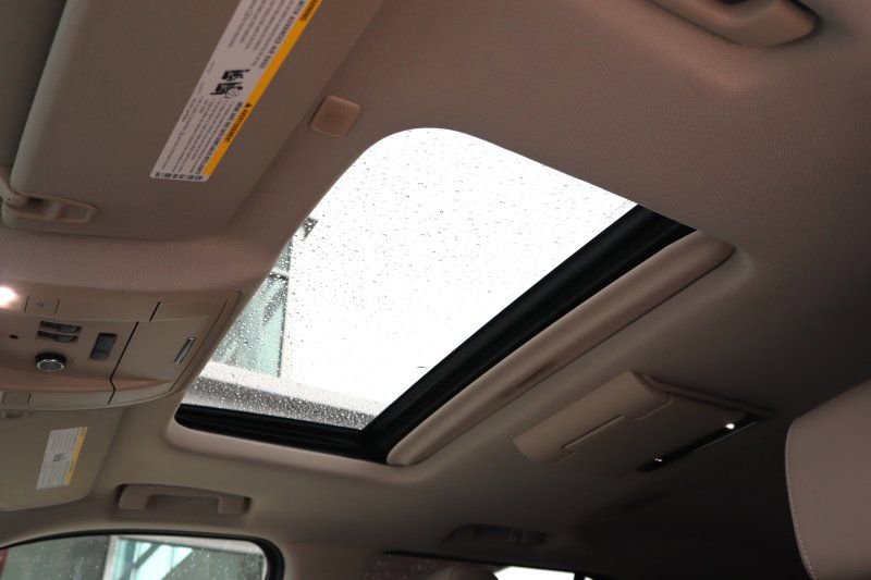 Used 2017 GMC Yukon SLT w/ Open Road Package image 14