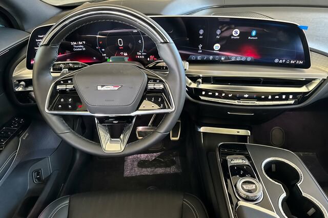 New 2026 Cadillac Lyriq V image 14