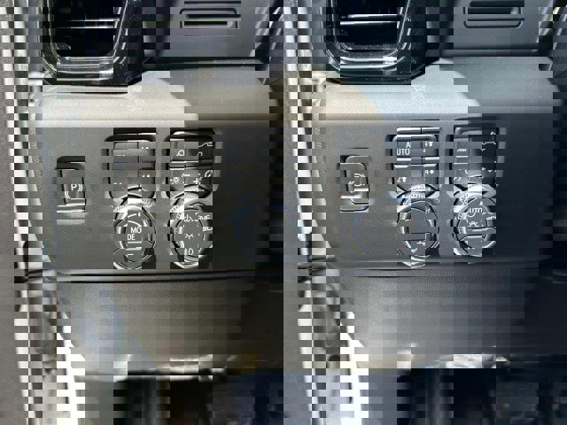 Used 2023 GMC Sierra 1500 AT4 image 19