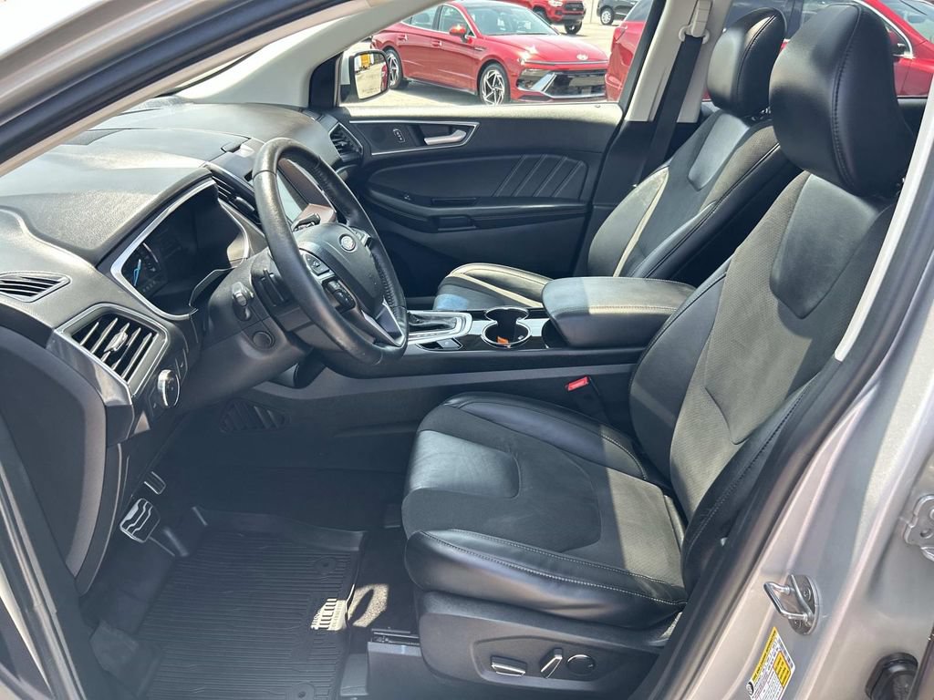 Used 2018 Ford Edge Sport w/ Equipment Group 401A AWD/4WD image 28