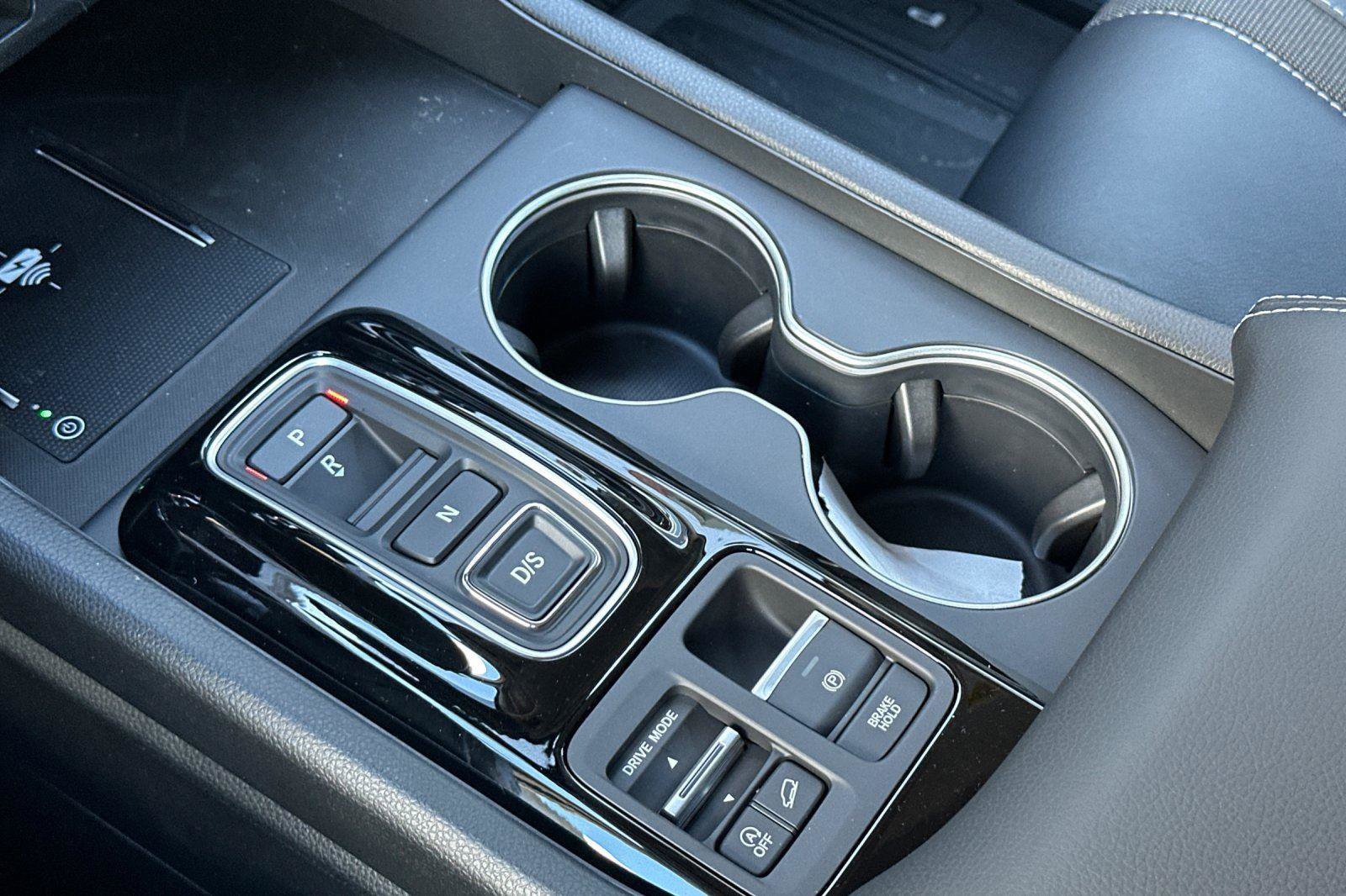 New 2025 Honda Pilot Touring image 20