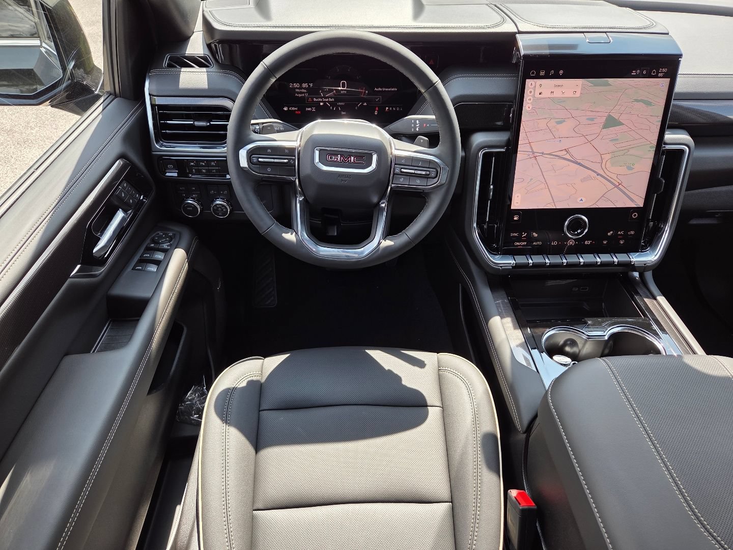 New 2026 GMC Yukon XL Elevation w/ LPO, Elevation Black Package AWD/4WD image 4