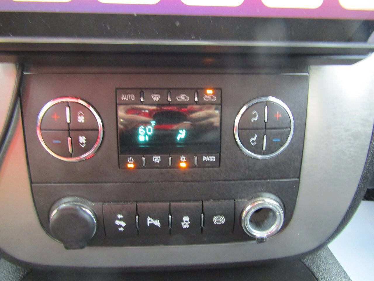 Used 2012 Chevrolet Silverado 2500 LTZ w/ LTZ Plus Package image 13