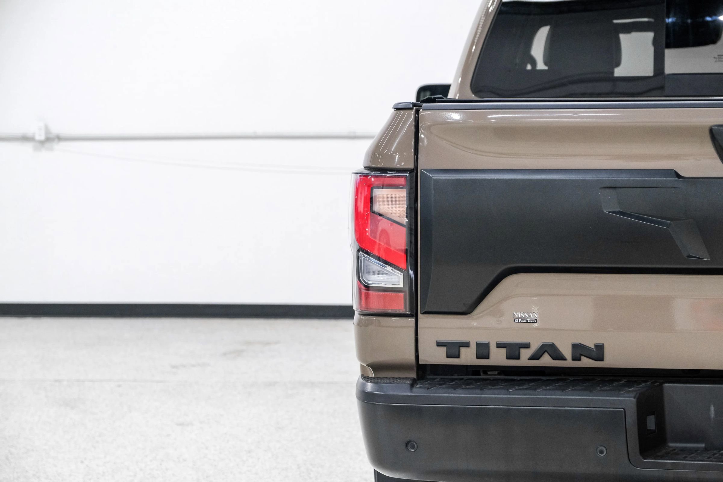 Used 2021 Nissan Titan PRO-4X w/ Off Road Protection Package image 47