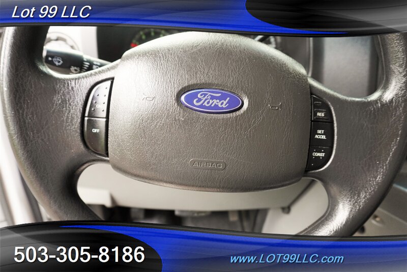 Used 2009 Ford E-250 and Econoline 250 Extended RWD image 23