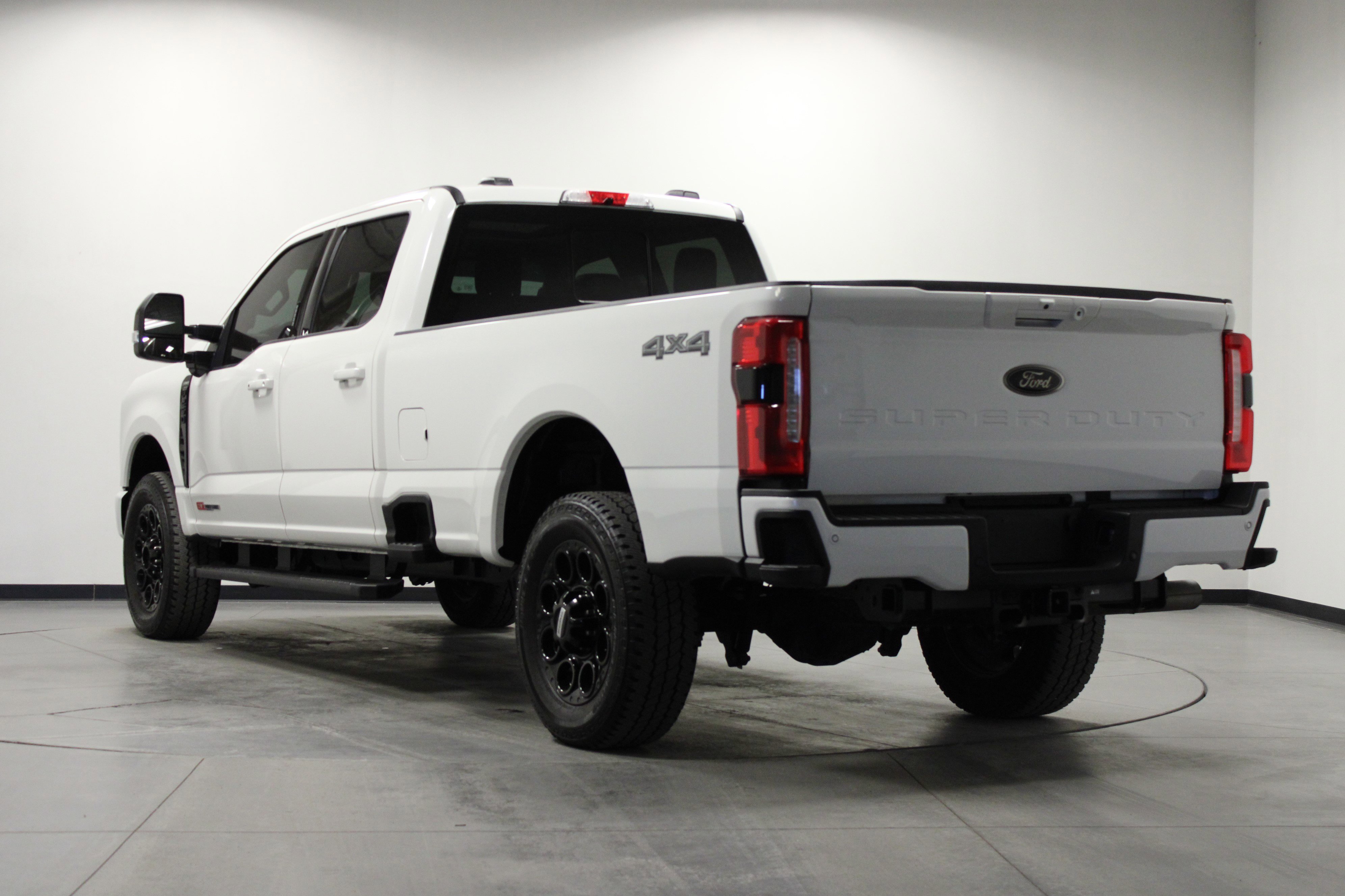 Used 2024 Ford F250 Lariat w/ Lariat Ultimate Package image 6