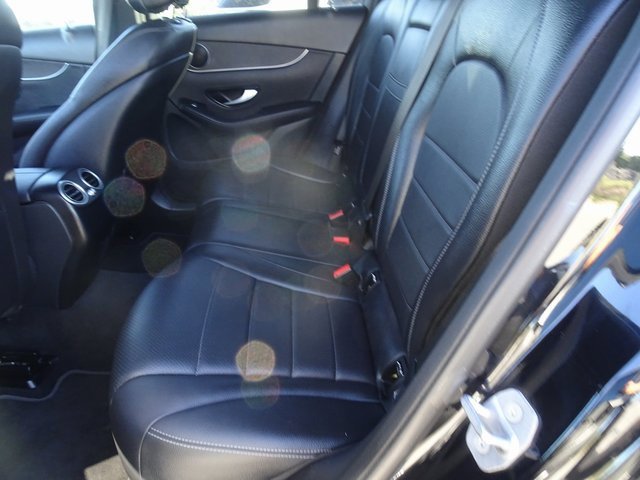 Used 2021 Mercedes-Benz GLC 300 image 8