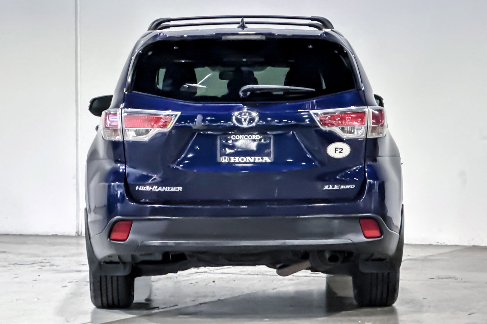 Used 2016 Toyota Highlander XLE AWD/4WD image 9