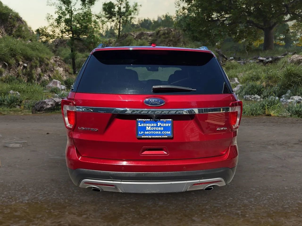 Used 2017 Ford Explorer Limited w/ Equipment Group 301A image 6