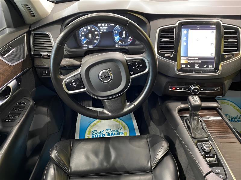 Used 2017 Volvo XC90 T6 Momentum w/ Vision Package image 20