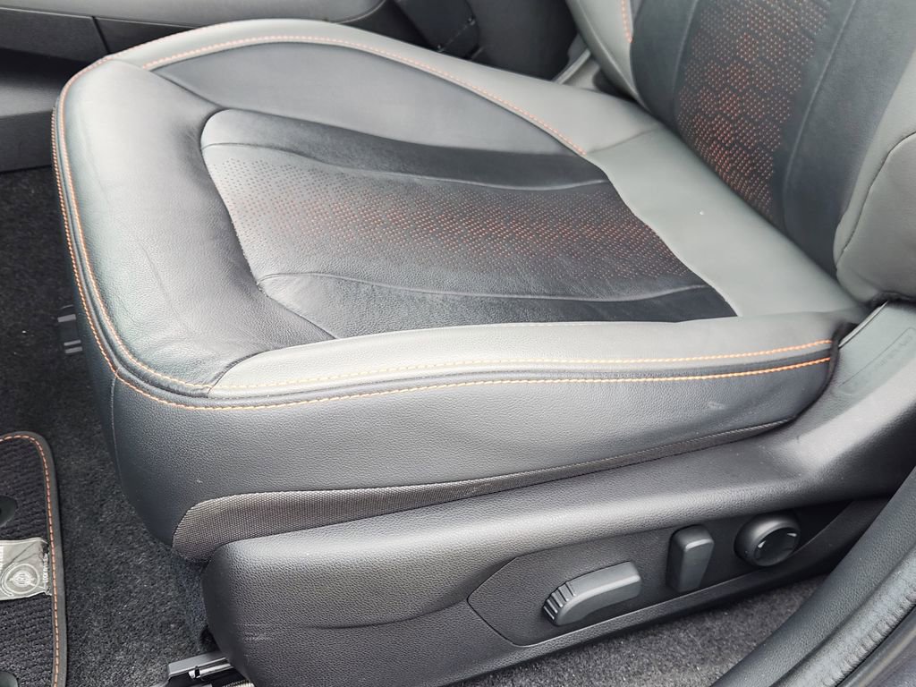 Certified 2024 Subaru Crosstrek 2.5i Limited image 17