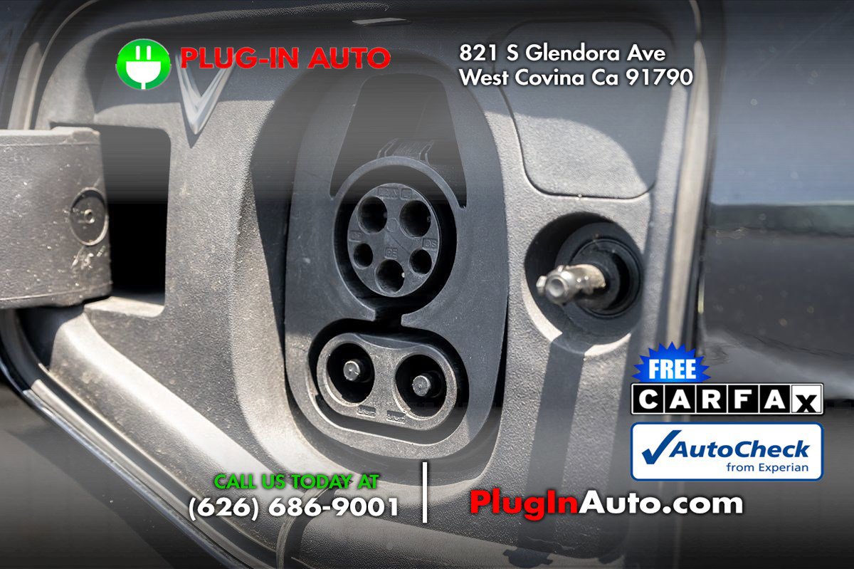 Used 2023 VinFast VF 8 Plus image 13