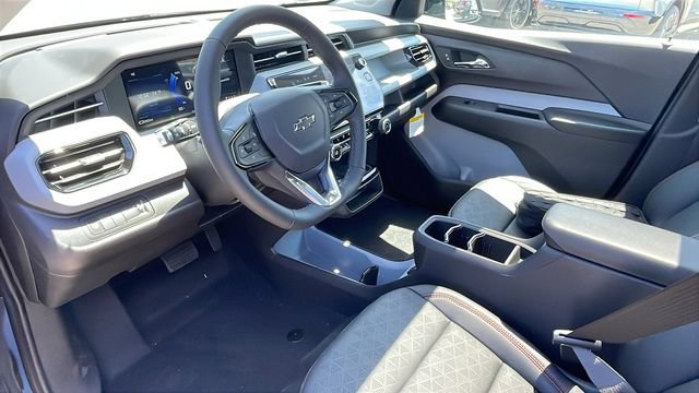 New 2027 Chevrolet Bolt RS w/ Technology Package FWD image 10