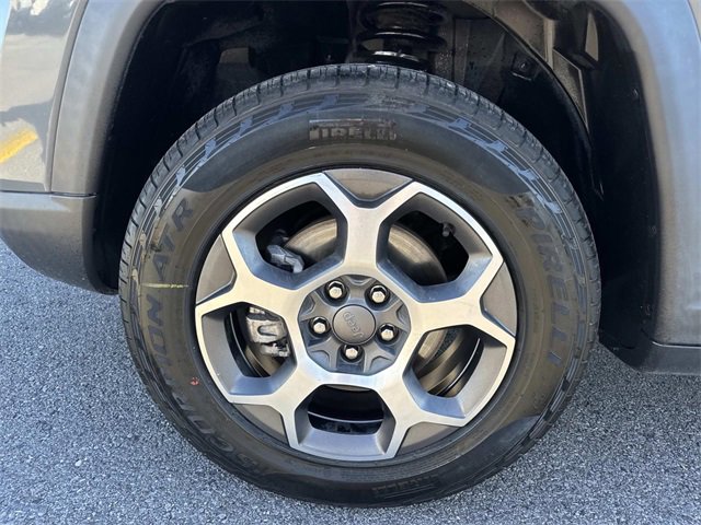 Used 2022 Jeep Compass Trailhawk w/ Sun and Sound Group image 9