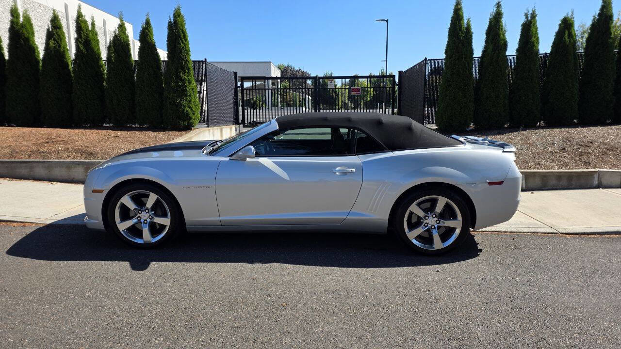 Used 2011 Chevrolet Camaro SS w/ RS Package image 8