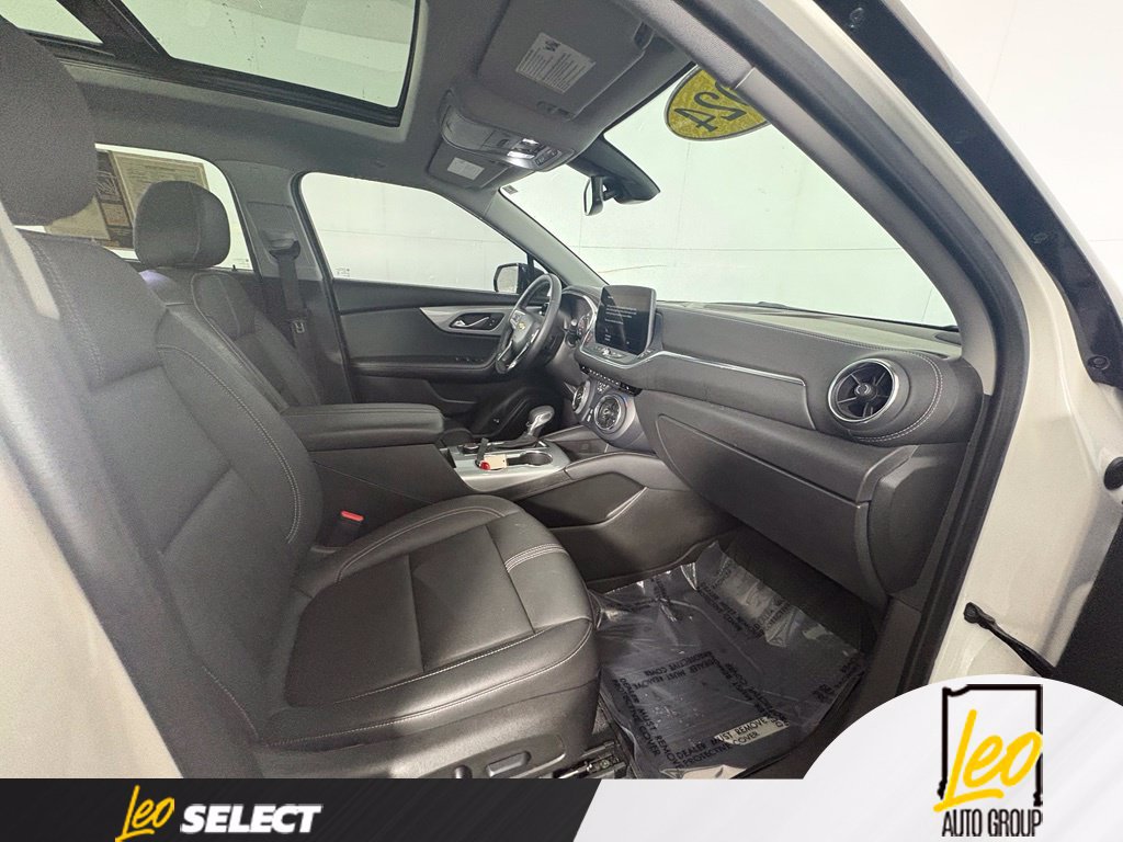Used 2024 Chevrolet Blazer LT w/ Midnight/Sport Edition AWD/4WD image 9