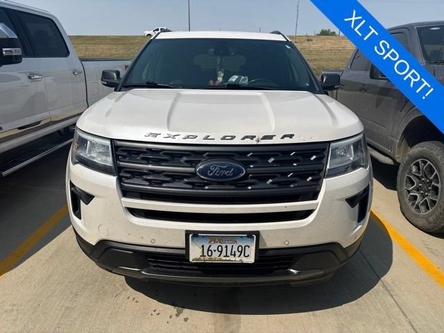 Used 2019 Ford Explorer XLT w/ XLT Sport Appearance Package AWD/4WD image 22