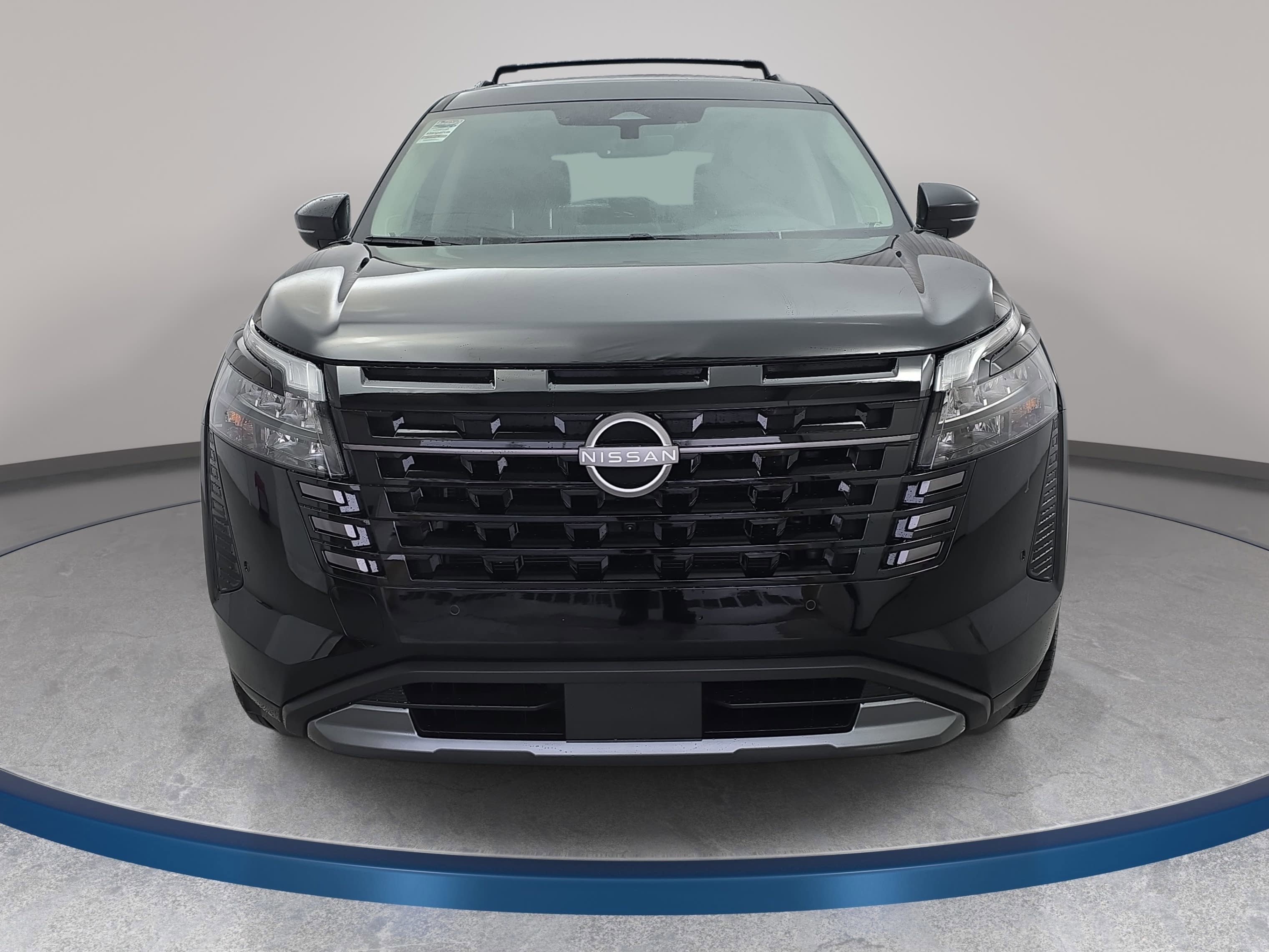 New 2026 Nissan Pathfinder Platinum w/ Cargo Package FWD image 2