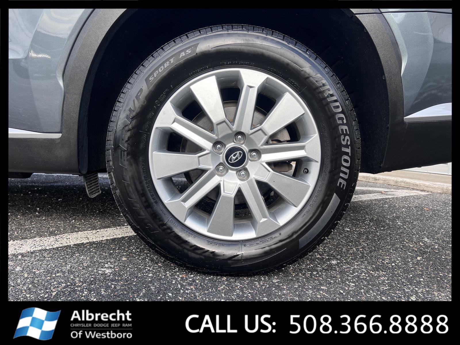 Used 2025 Hyundai Palisade SEL AWD/4WD image 32