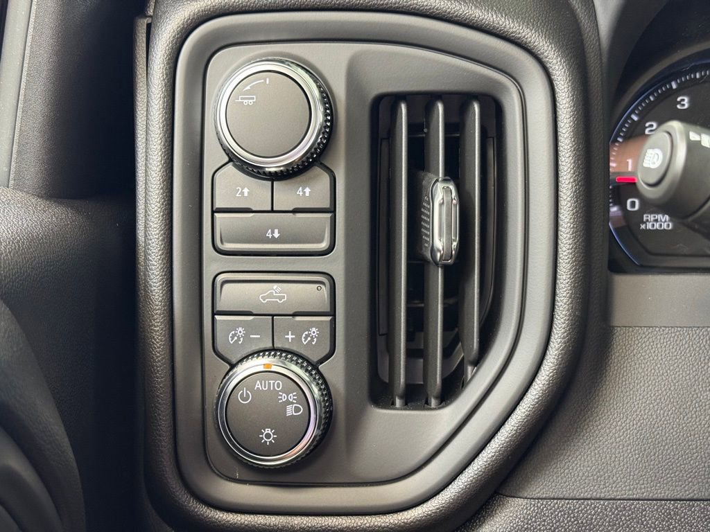 New 2025 GMC Sierra 3500 Pro image 23