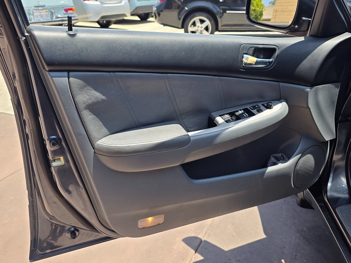 Used 2003 Honda Accord EX image 22