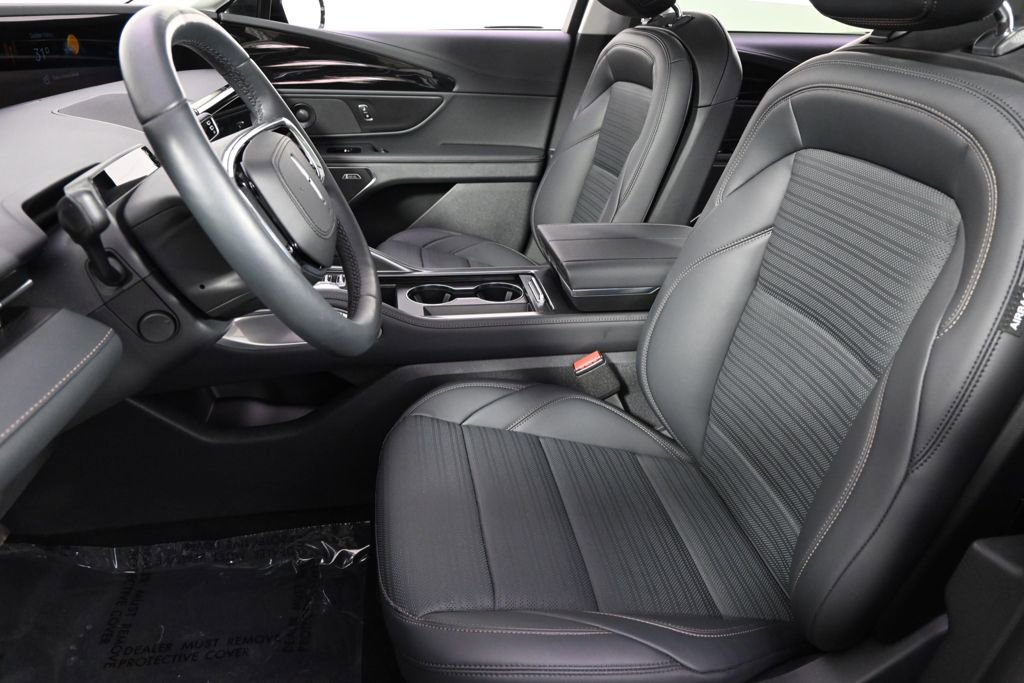 New 2026 Lincoln Nautilus Reserve AWD/4WD image 13
