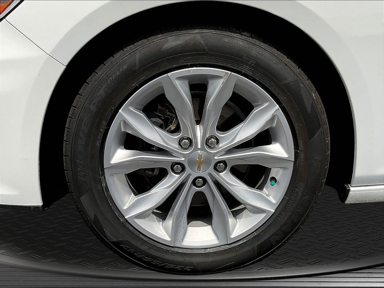 Used 2024 Chevrolet Malibu LT FWD image 34