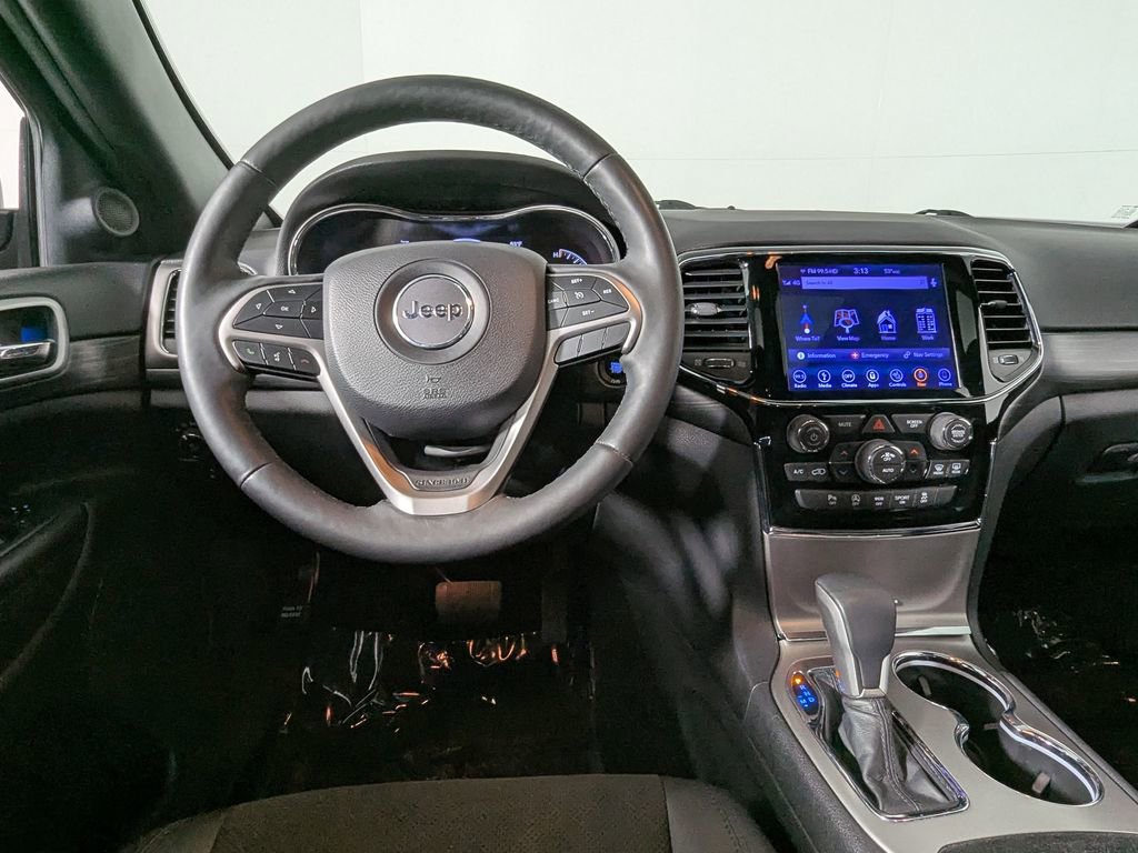Used 2019 Jeep Grand Cherokee Altitude image 18
