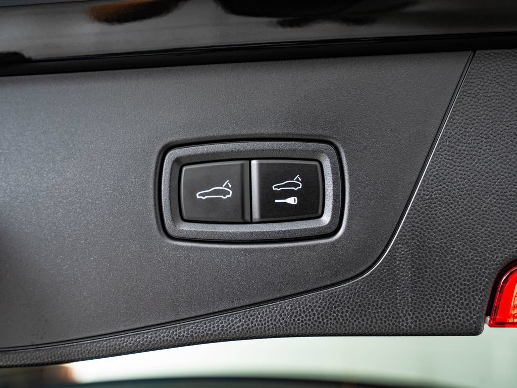 New 2026 Porsche Cayenne Electric AWD/4WD image 45