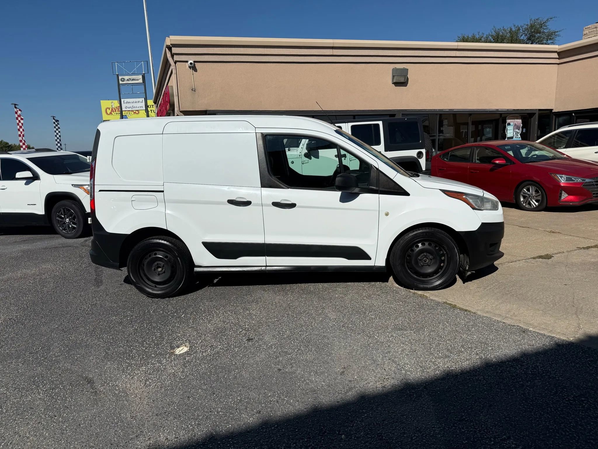 Used 2019 Ford Transit Connect XL FWD image 4