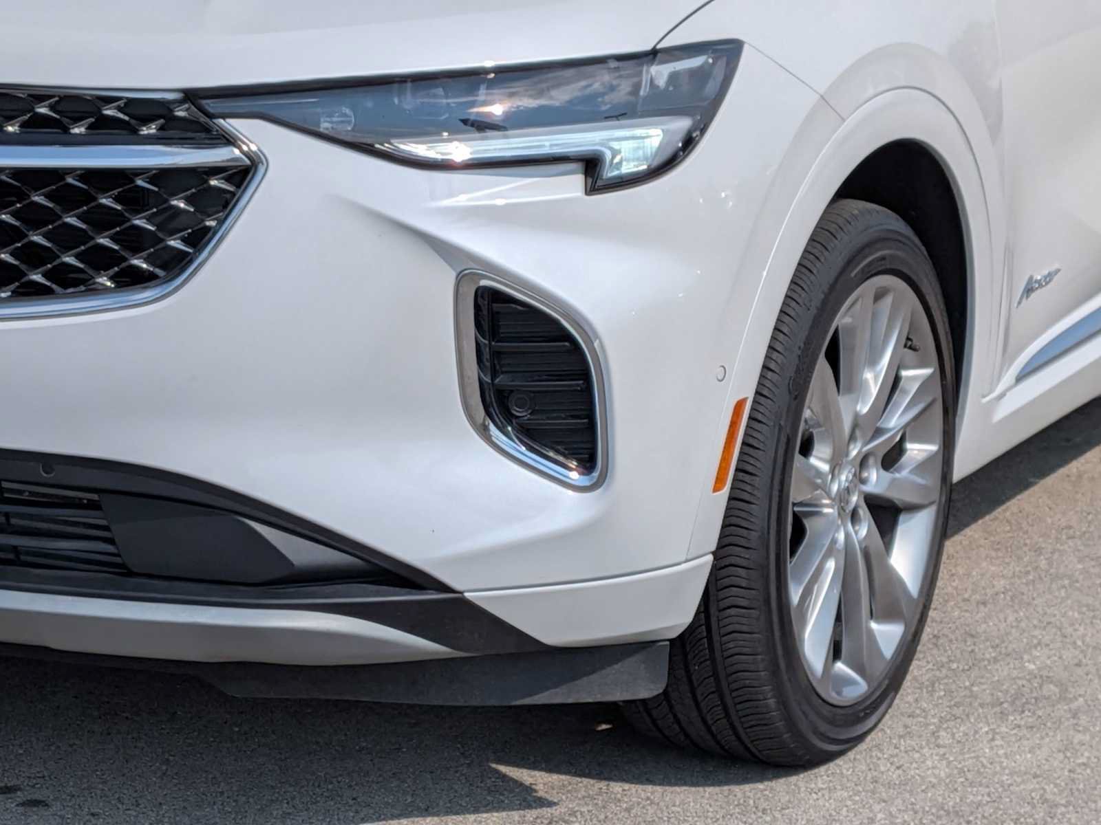 Used 2023 Buick Envision Avenir AWD/4WD image 10