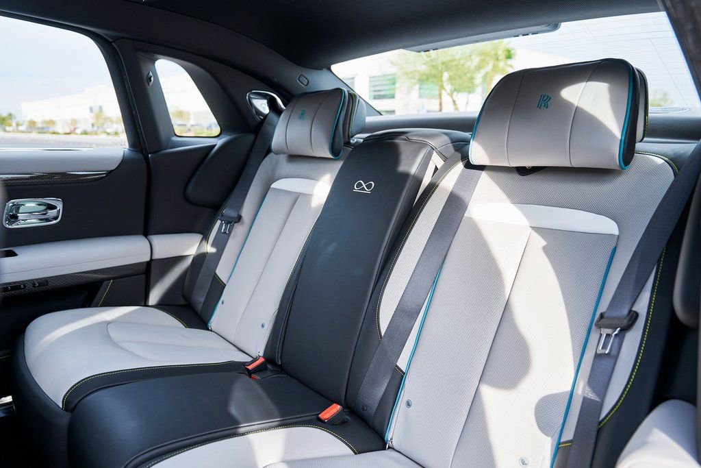 Used 2025 Rolls-Royce Ghost Black Badge image 49