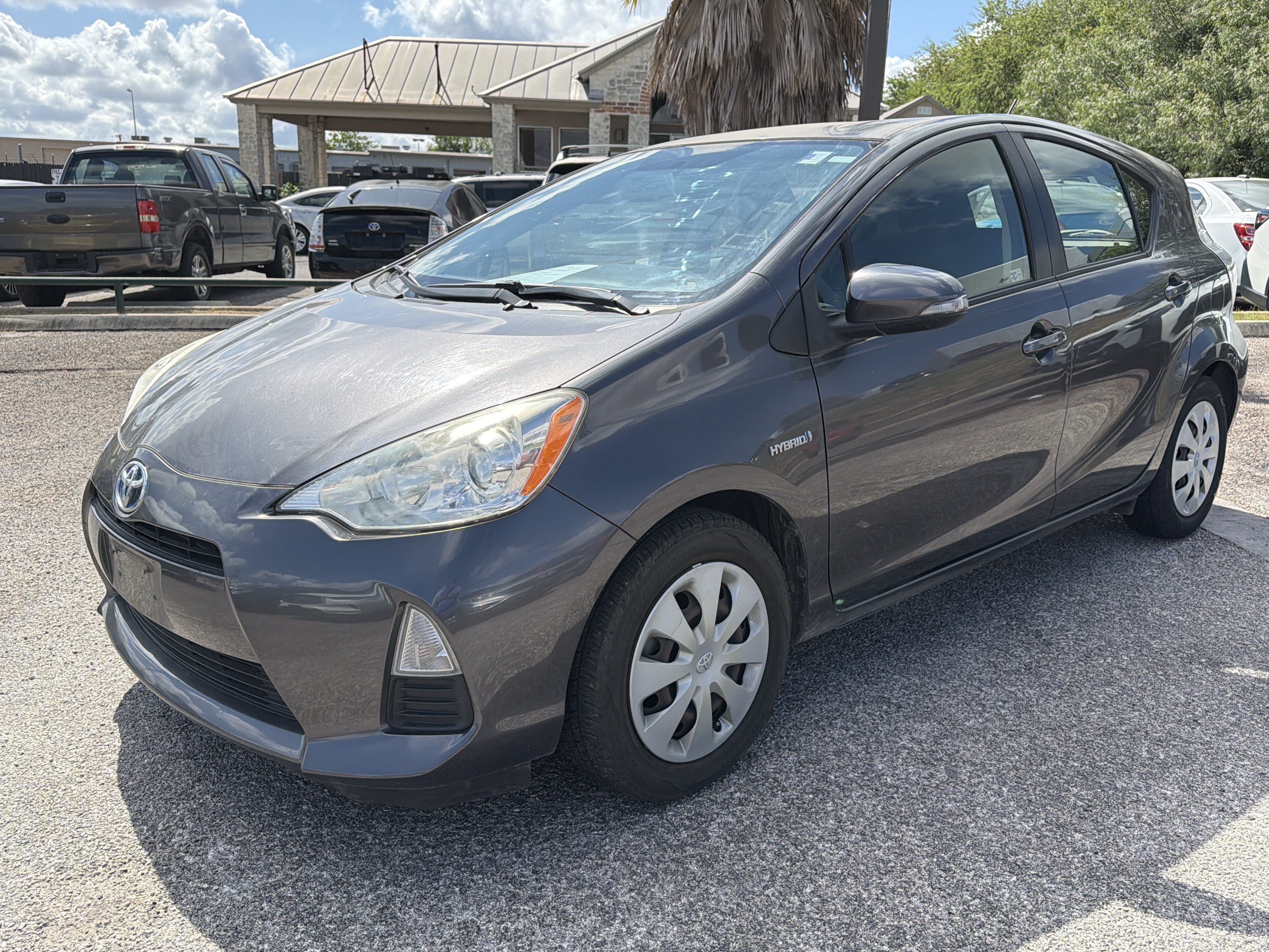 Used 2013 Toyota Prius C Three FWD image 7