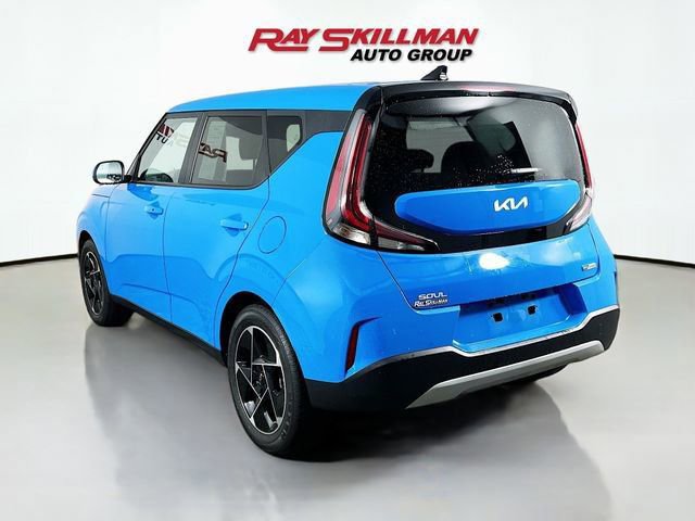 Used 2023 Kia Soul EX image 5